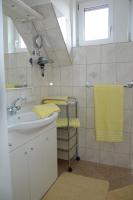 A bathroom at Haus Thon