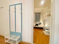 Kuchyňa alebo kuchynka v ubytovaní Mazzini 12, Elegant Central Apartment with Free Private Garage 800 m, Air Conditioning, Wi-Fi, Just 100 m from the Public Beach