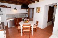 A kitchen or kitchenette at Can Vich