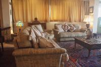 Posezení v ubytování Luxurious Penthouse in Degla Maadi