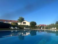 The swimming pool at or close to Complejo la Regalina