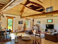 Plan piętra w obiekcie Corps de fermes pour 22 personnes, 7ha de foret, bar et piscine privée