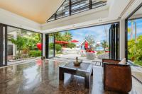 Zahrada ubytování Beachfront Villa Baan Paradise
