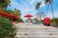 Bazén v ubytování Beachfront Villa Baan Paradise nebo v jeho okolí