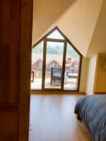 Posezení v ubytování Apartament dúplex amb vistes al Pirineu català