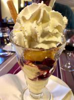 Φαγητό σε αυτό το ξενοδοχείο ή κάπου εκεί κοντά