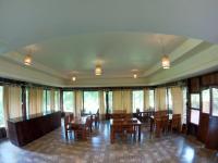 Restaurace v ubytování Thennal Junglecamp