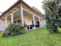 Vonkajšia záhrada v ubytovaní Summer house