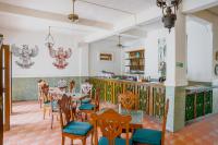 Veitingastaður eða matsölustaður á Pitaloka Hotel Sanur By DeWizZ Management