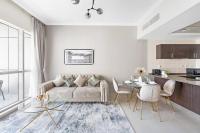 Kuchyň nebo kuchyňský kout v ubytování StoneTree - Modern 1 BR Apartment in Dubai Marina