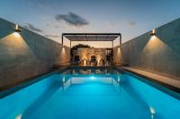 メリダにあるHotel Mexico, Meridaの以下が備わる家の中にあるスイミングプールを利用できます。