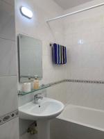 Koupelna v ubytování Paradise Gardens 3 - superb 1 bed apartment