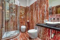 Kúpeľňa v ubytovaní Spagna Dream Suites