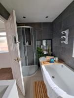 Půdorys ubytování Comfy King Room for - Professionals - Teachers Nhs Trades & Leisure