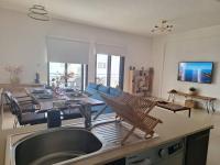 TV a/nebo společenská místnost v ubytování Paramount Gardens Resorts D204