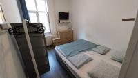 Posteľ alebo postele v izbe v ubytovaní Aradi Rooms with Private bathroom in the City Centre