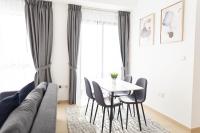 Posezení v ubytování Bahar JBR Apartment by HAPPY SEASON
