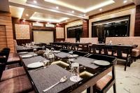 Ресторан / где поесть в Gogol Beach Resort !! Beach 1 Minute !!