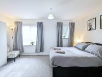 Postel nebo postele na pokoji v ubytování Guest Rooms Near City Centre & Anfield Free Parki