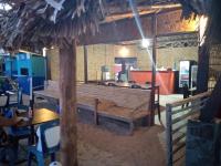 En restaurant eller et andet spisested på Blue Ocean BUNAKEN