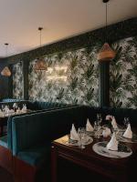 Un restaurante u otro lugar para comer en Hotel Spa Casa Real