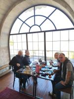 Mad på hotellet eller i nærheden