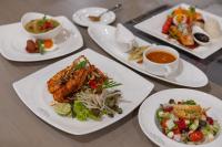 Jídlo v hotelu nebo okolí