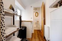 Půdorys ubytování Beautifully refurbished cottage in lower Wivenhoe.