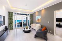 Naama Bay Suites & SPAにあるテレビまたはエンターテインメントセンター