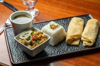 ホテルの敷地内または近くでの食事または食べ物
