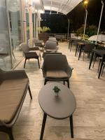 A seating area at Hotel Audi Frontemare