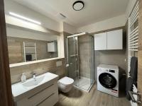 Koupelna v ubytování Apartmán SIX v Resortu pod Špičákem