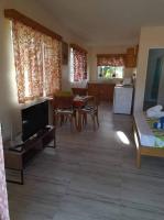 Dominic's Beach Bungalowにあるキッチンまたは簡易キッチン