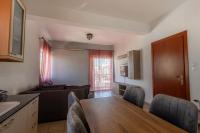 Kuchyňa alebo kuchynka v ubytovaní Deluxe Apartment LA