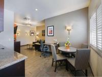 Ein Sitzbereich in der Unterkunft Best Western Plus Canyonlands Inn