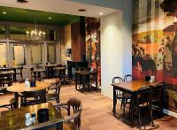 Loods Hotel Vlielandにあるレストランまたは飲食店