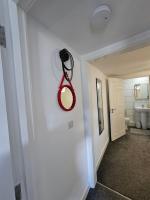 Koupelna v ubytování Luxury one bedroom maisonette with extra connected bedroom in Stevenage centre
