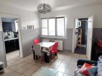 Kuchnia lub aneks kuchenny w obiekcie Bienvenue chez vous ! Malo (3mn de la plage)