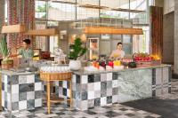 Mad på resortet eller i nærheden