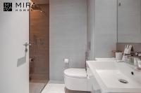 Koupelna v ubytování Mira Holiday Homes - Serviced 1 bedroom in Bluewaters
