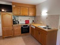 Kuchnia lub aneks kuchenny w obiekcie Apartment Bauernhof Gasteg-3 by Interhome