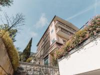 Budynek, w którym mieści się apartament