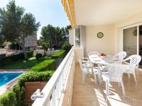 Bazén v ubytování Apartment Apartamentos Miranda by Interhome nebo v jeho okolí