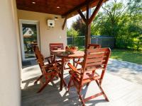 A patio or other outdoor area at Holiday Home Honey by Interhome