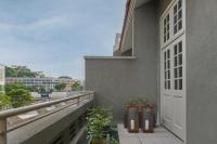 21 Carpenter, Singapore, a Member of Design Hotelsにあるバルコニーまたはテラス