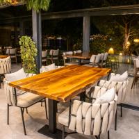 Restaurace v ubytování CUNDA PİER OTEL