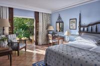 Postel nebo postele na pokoji v ubytování Seaside Grand Hotel Residencia - Gran Lujo