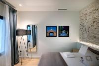 TV a/nebo společenská místnost v ubytování VILLAR Suites by Cadiz4Rentals