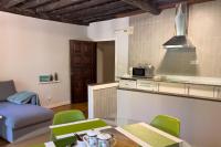 Una cocina o zona de cocina en Apartamentos Santa Lucia