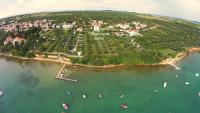 Vue panoramique sur l&#39;&eacute;tablissement Apartments Delfini